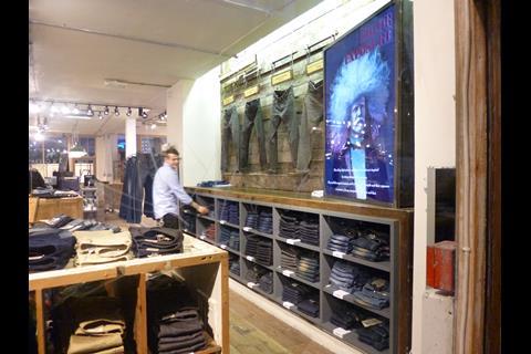 Diesel Male, Carnaby Street